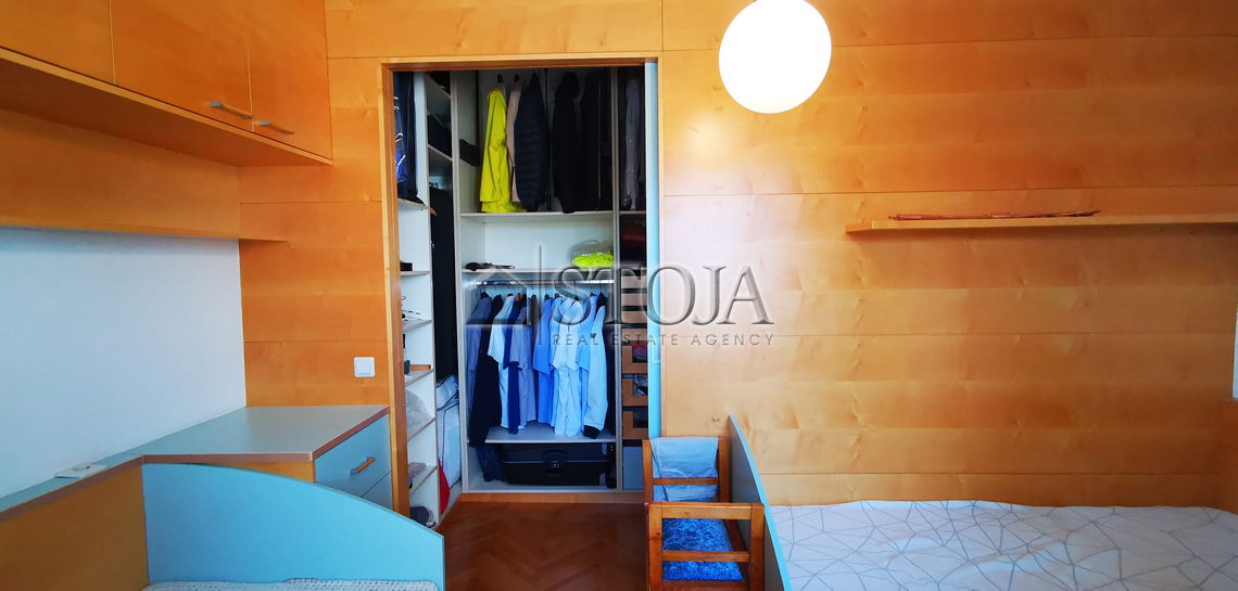 Lokacija: Ljubljana mesto, Bežigrad, Bežigrad