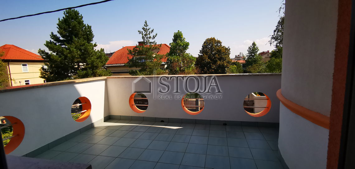 Lokacija: Ljubljana mesto, Bežigrad, Bežigrad