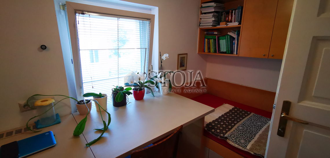 Lokacija: Ljubljana mesto, Bežigrad, Bežigrad