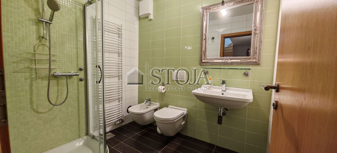 Location: Ljubljana City, Šiška, Vižmarje