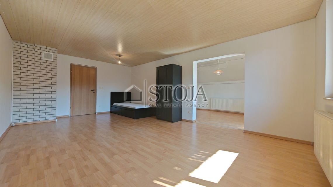 Location: Ljubljana Surroundings, Medvode, Seničica