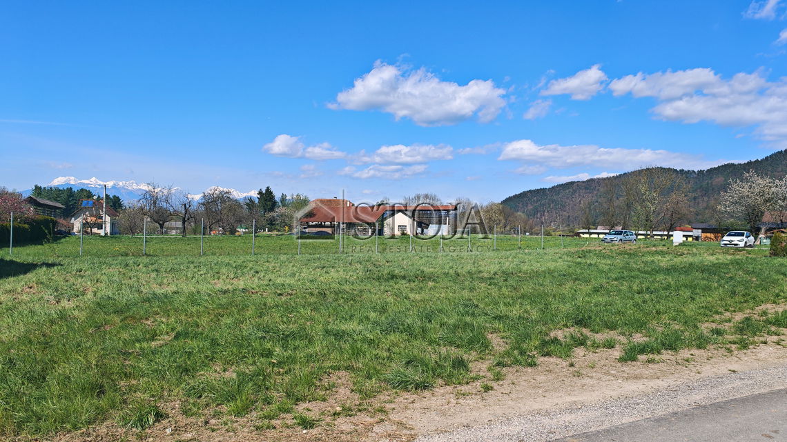 Lokacija: Ljubljana mesto, Moste-Polje, Sostro