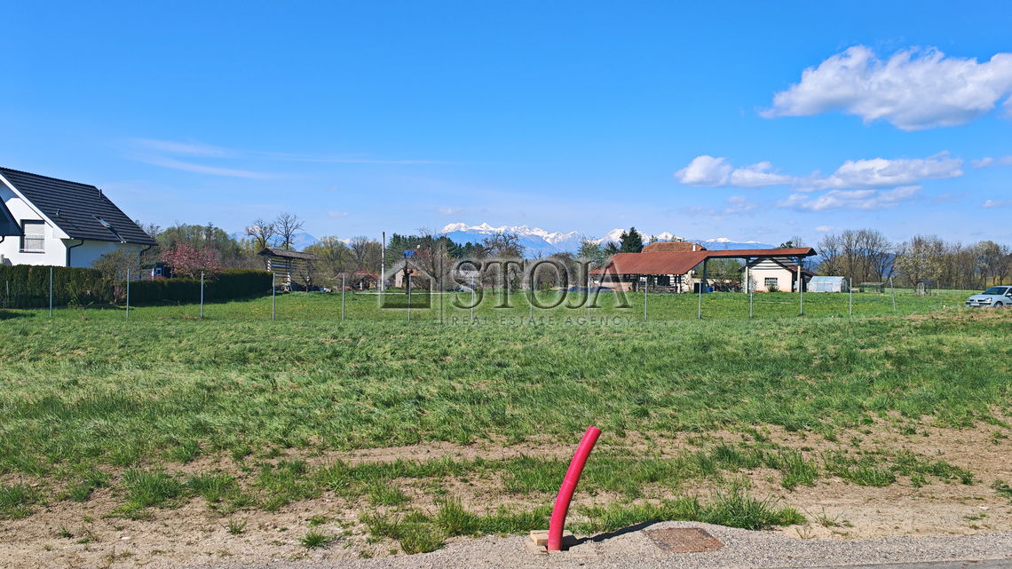 Lokacija: Ljubljana mesto, Moste-Polje, Sostro