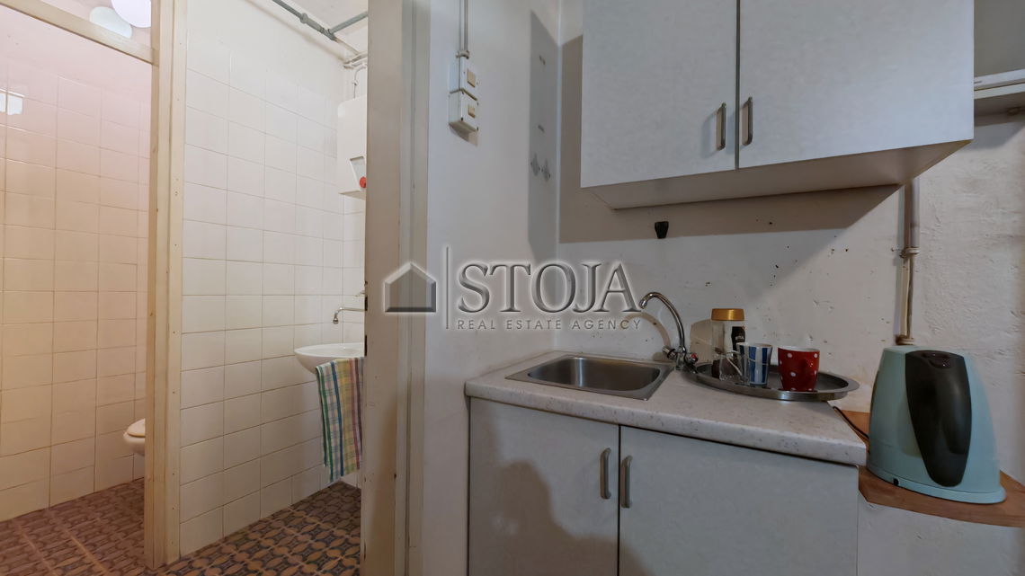 Lokacija: Ljubljana mesto, Šiška, Šiška