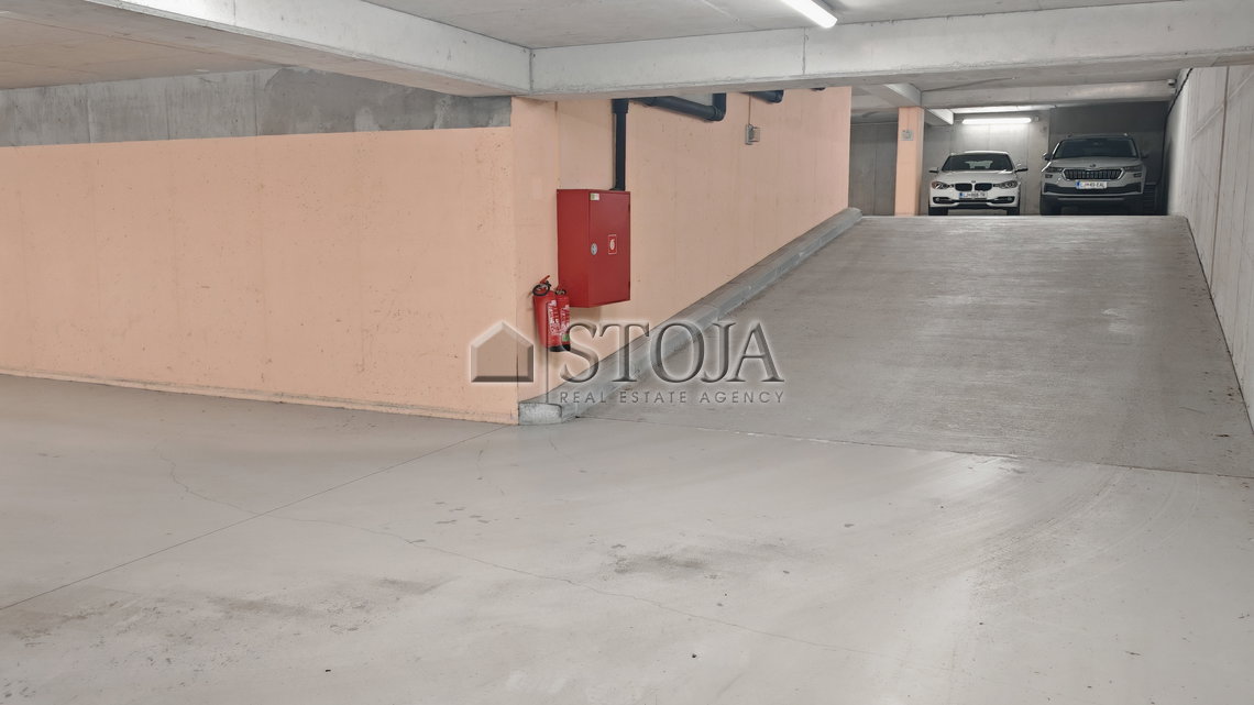 Lokacija: Ljubljana mesto, Bežigrad, Bežigrad