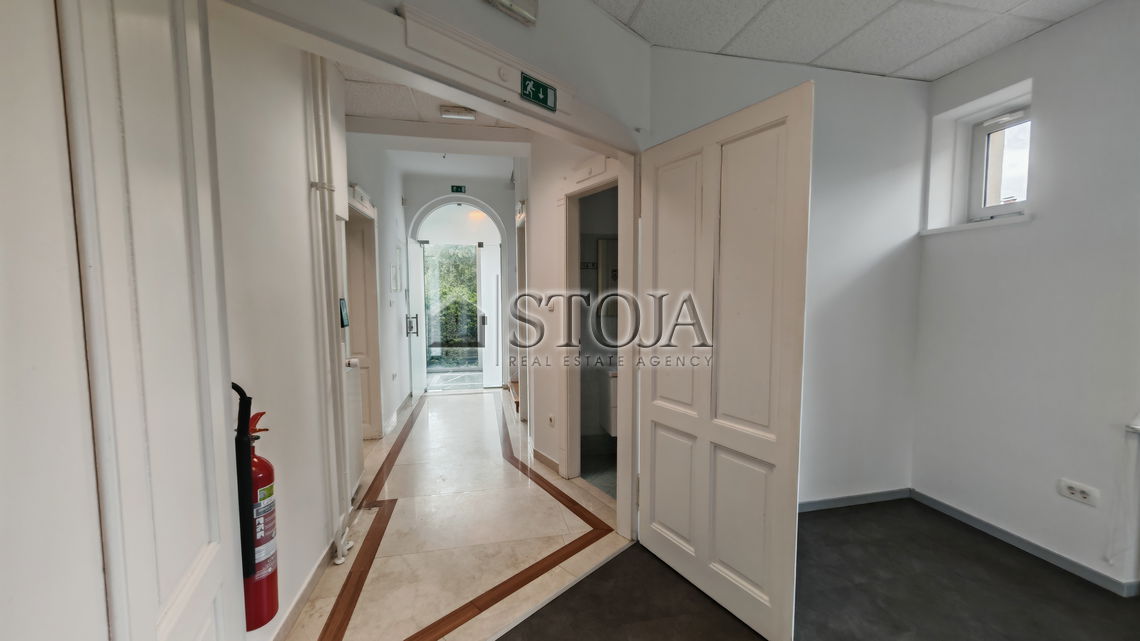 Lokacija: Ljubljana mesto, Šiška, Šiška
