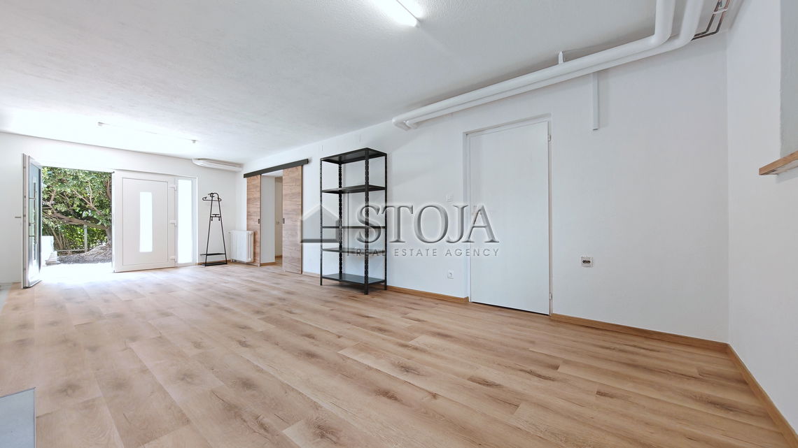 Location: Ljubljana City, Šiška, Pržan