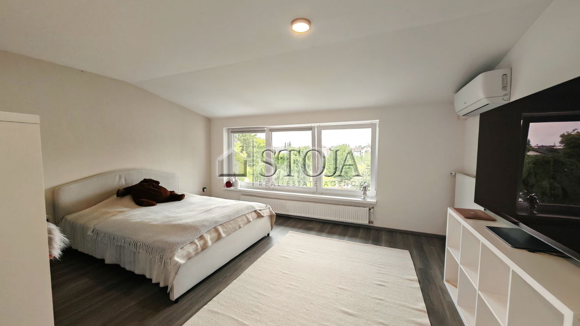 Location: Ljubljana City, Vič-Rudnik, Rožna dolina