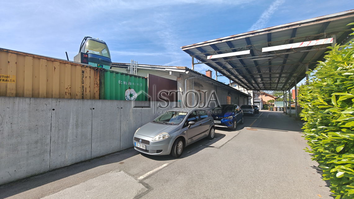 Location: Ljubljana City, Moste-Polje, Polje