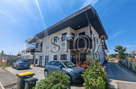 Location: Ljubljana City, Vič-Rudnik, Črna vas