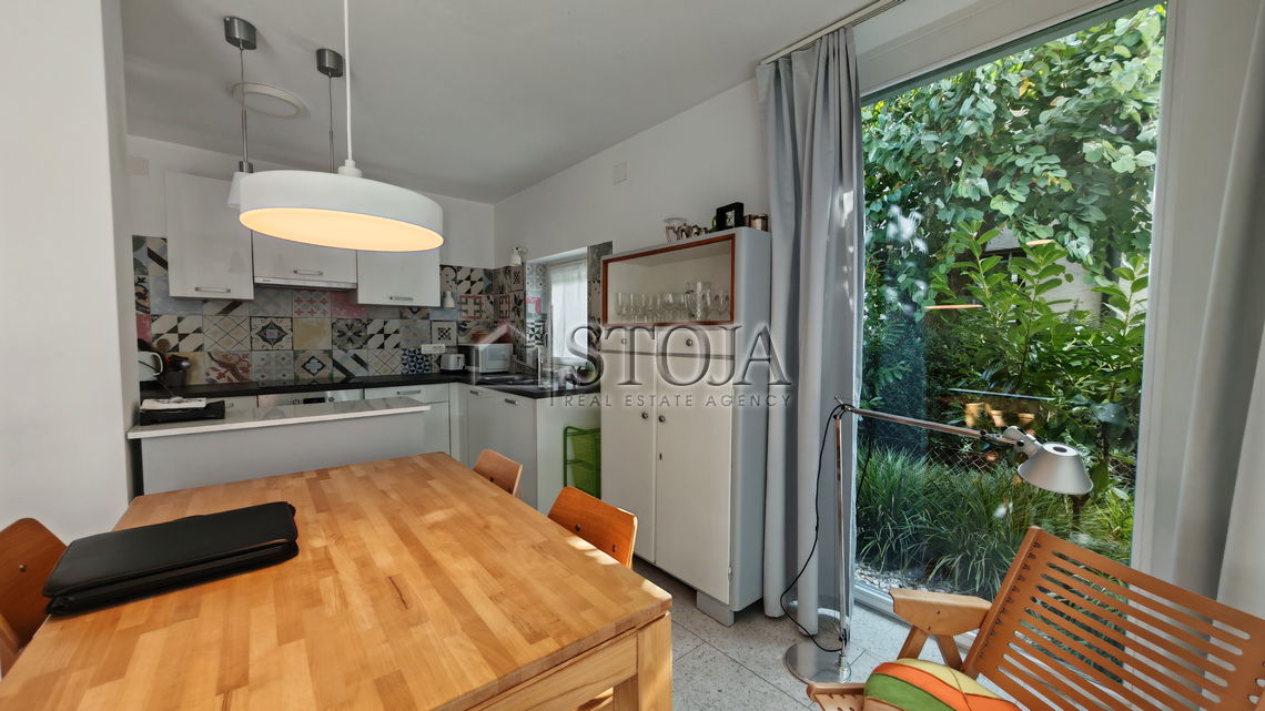 Location: Ljubljana City, Vič-Rudnik, Trnovo