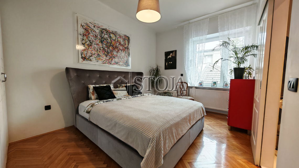 Lokacija: Ljubljana mesto, Center, Center