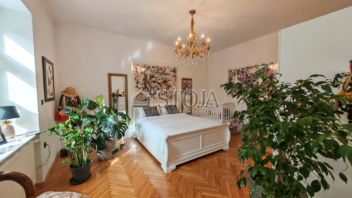 Lokacija: Ljubljana mesto, Center, Center