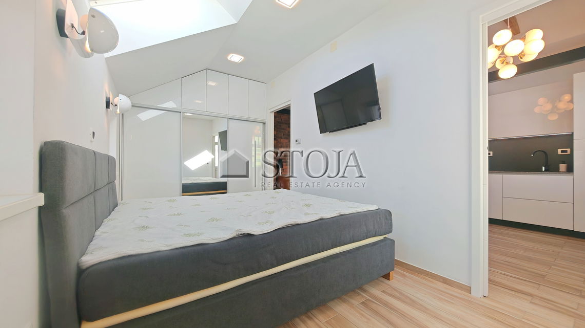 Lokacija: Ljubljana mesto, Center, Tabor