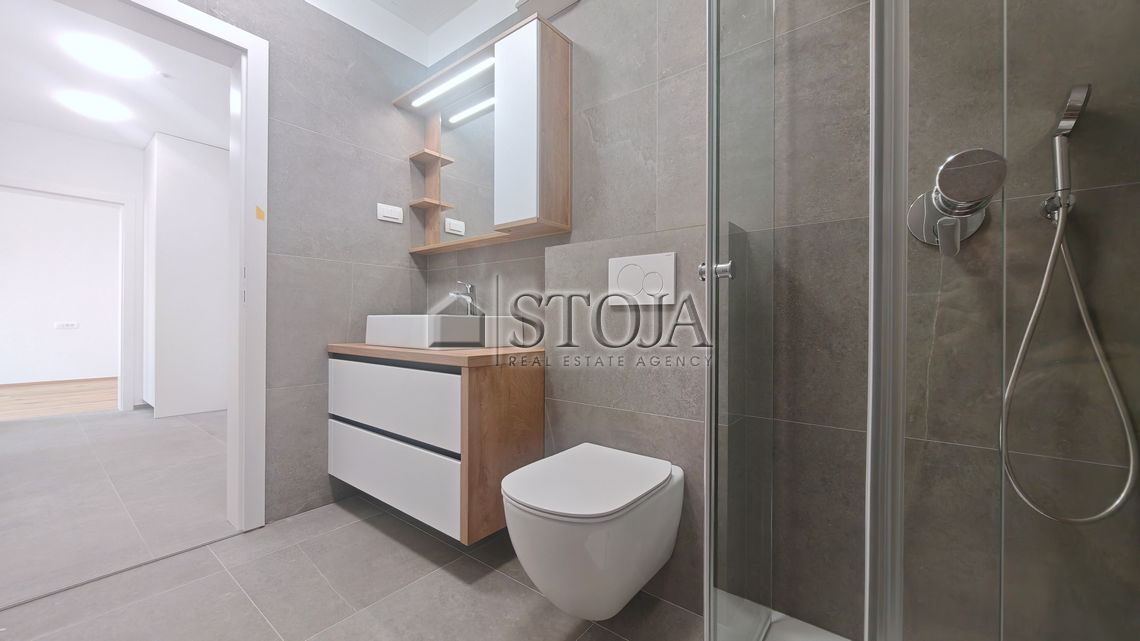 Lokacija: Ljubljana okolica, Grosuplje, Grosuplje