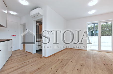 Lokacija: Ljubljana okolica, Grosuplje, Grosuplje