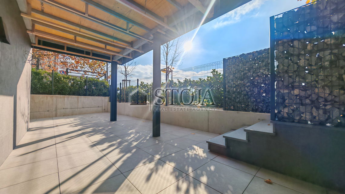 Lokacija: Ljubljana okolica, Grosuplje, Grosuplje