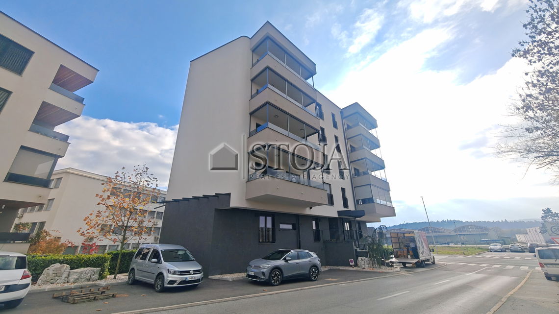 Lokacija: Ljubljana okolica, Grosuplje, Grosuplje