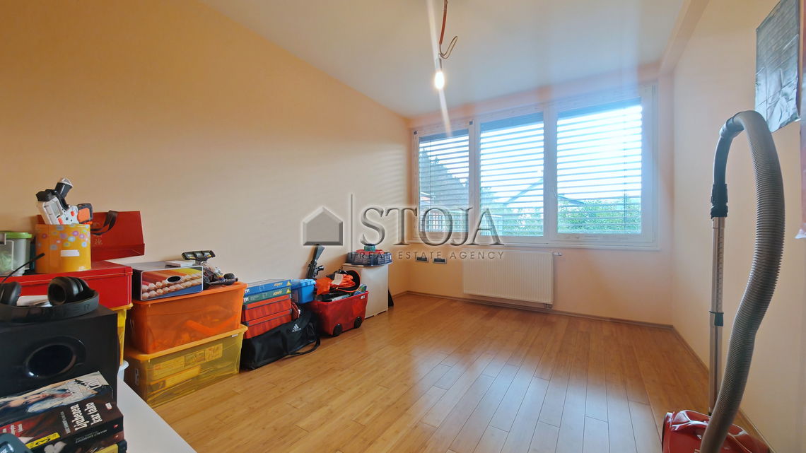 Lokacija: Ljubljana mesto, Moste-Polje, Bizovik