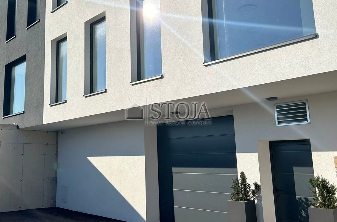 Location: Ljubljana Surroundings, Grosuplje, Grosuplje