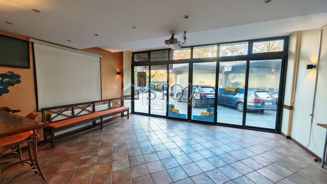 Location: Ljubljana City, Šiška, Zg. Šiška