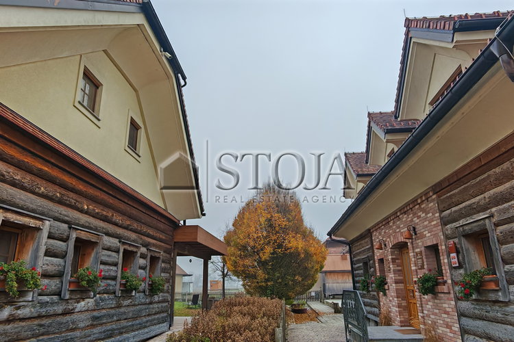 Lokacija: Ljubljana, Vič-Rudnik, Črna vas