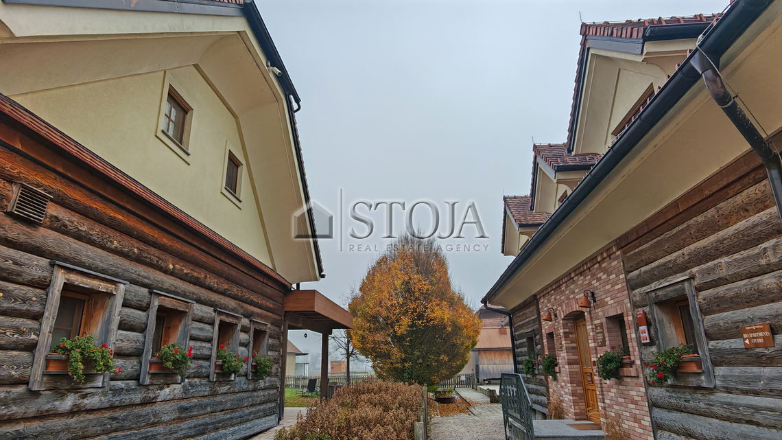 Location: Ljubljana City, Vič-Rudnik, Črna vas