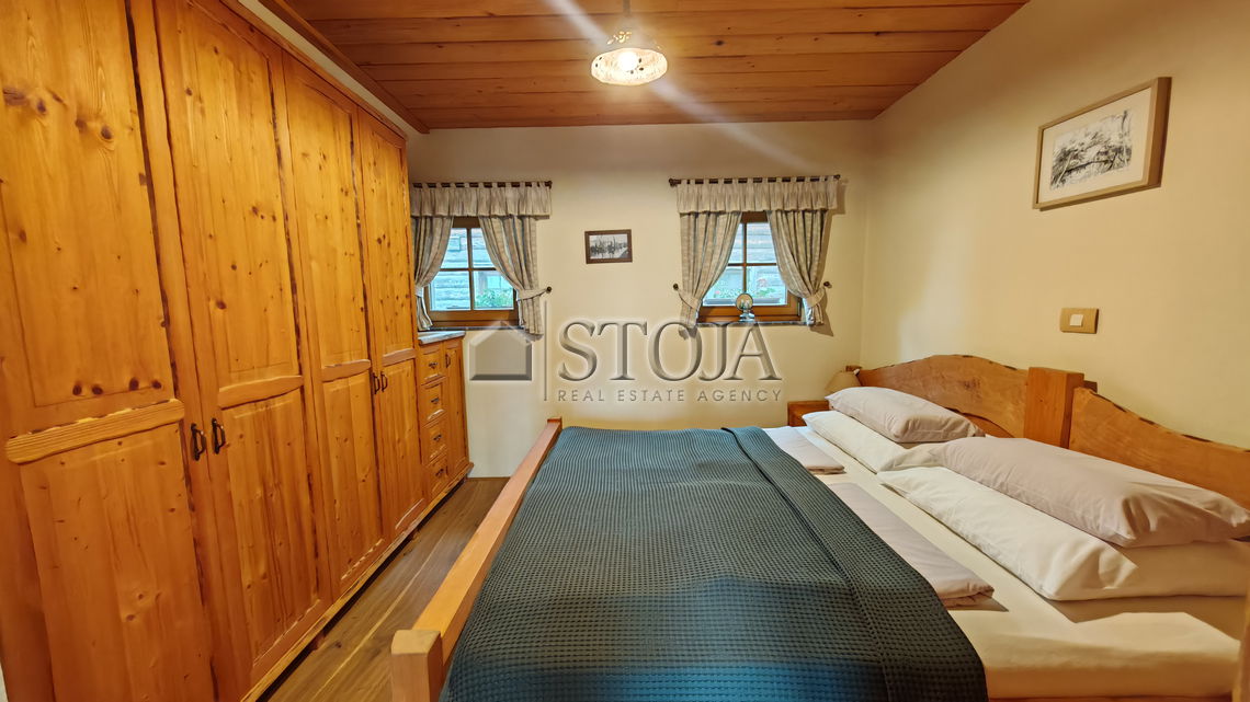 Location: Ljubljana City, Vič-Rudnik, Črna vas