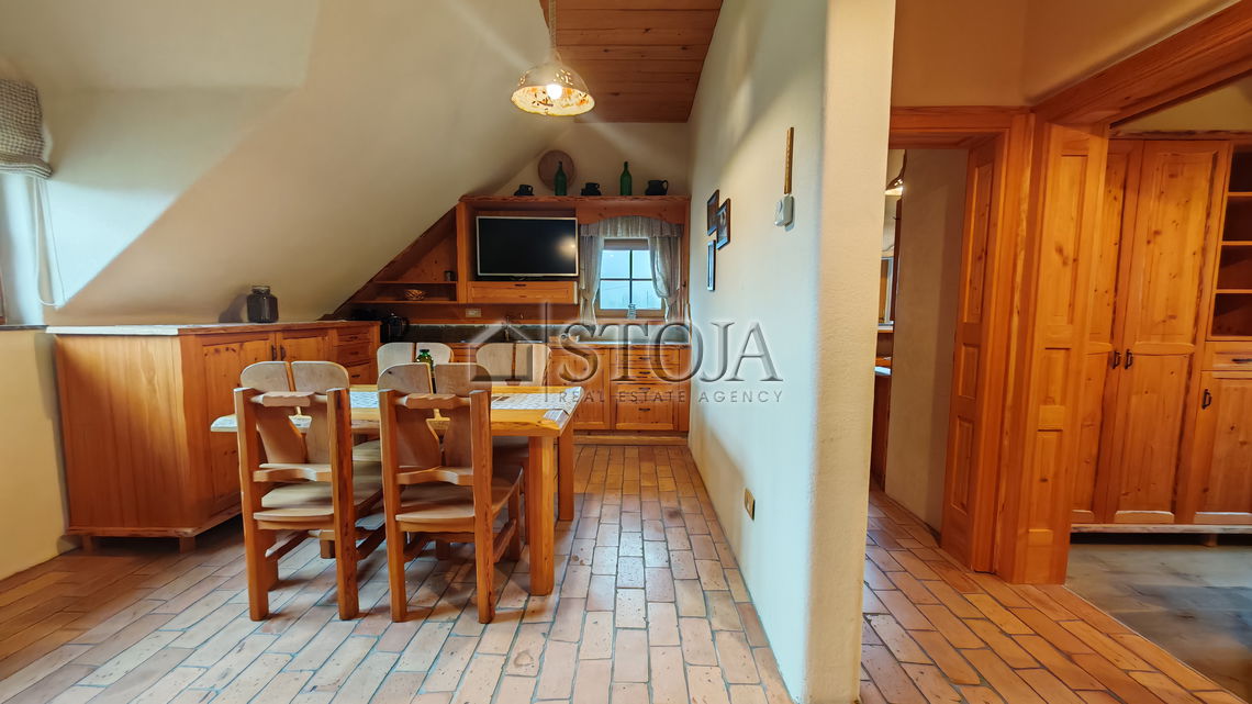 Lokacija: Ljubljana mesto, Vič-Rudnik, Črna vas