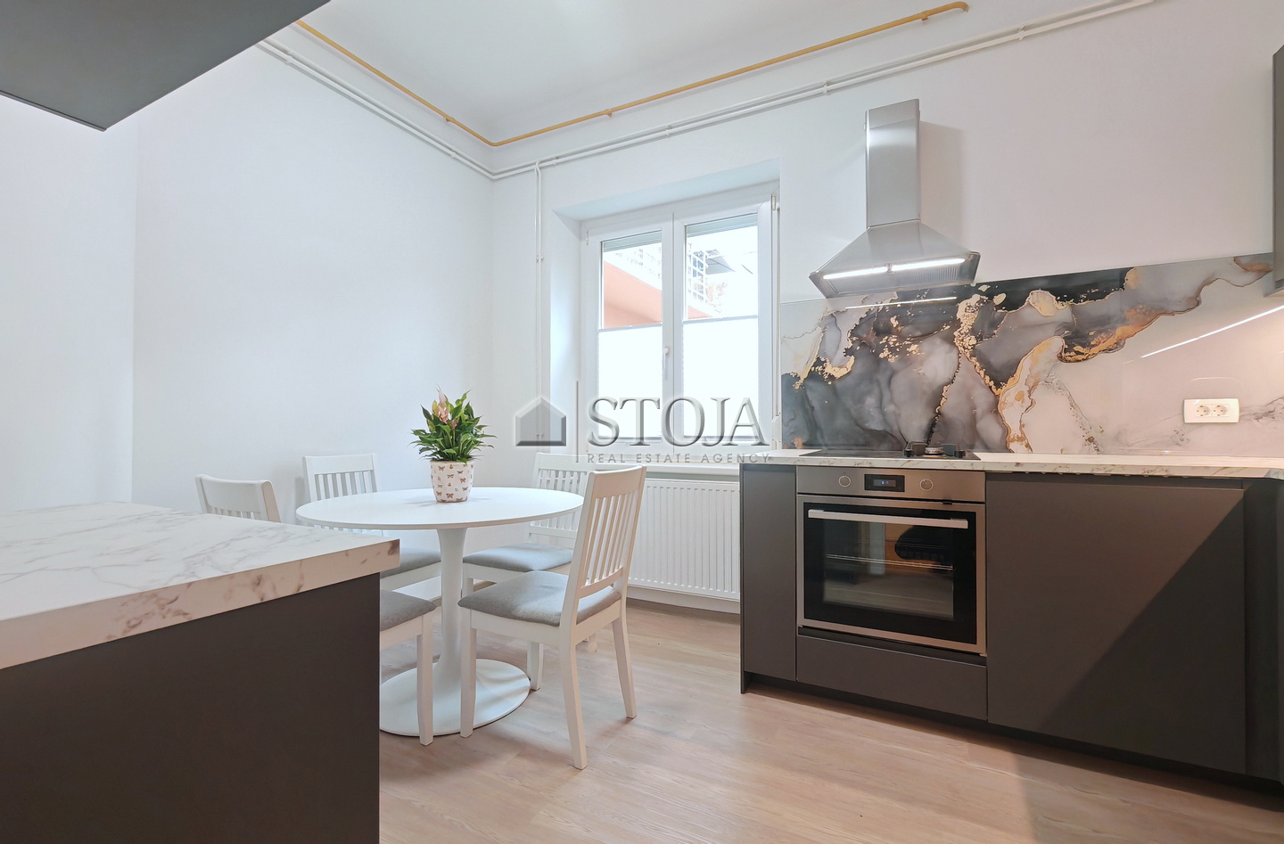 Lokacija: Ljubljana mesto, Šiška, Sp. Šiška