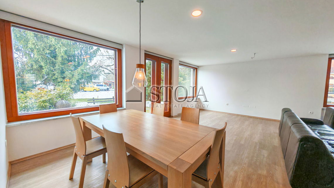 Location: Ljubljana City, Šiška, Šmartno pod Šmarno goro