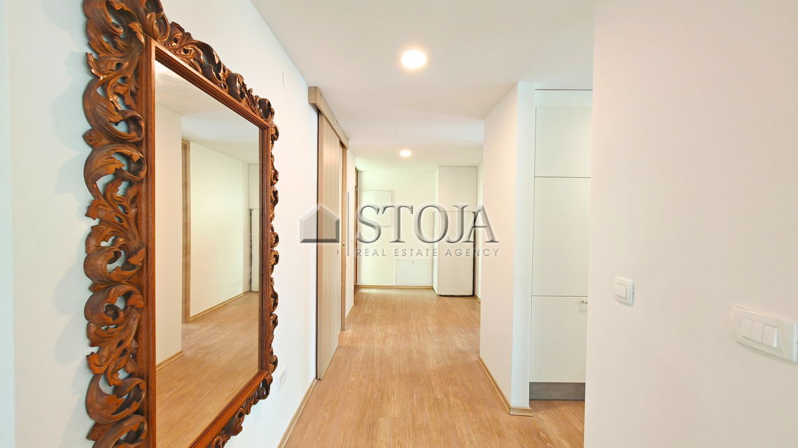 Location: Ljubljana City, Šiška, Šmartno pod Šmarno goro