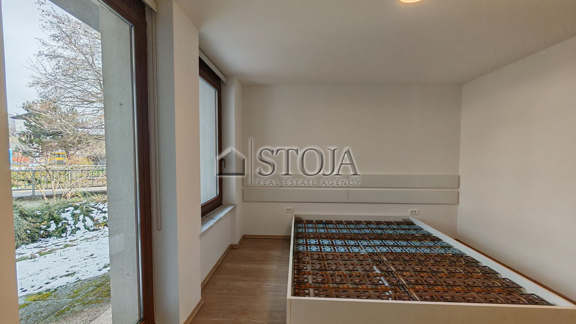 Location: Ljubljana City, Šiška, Šmartno pod Šmarno goro