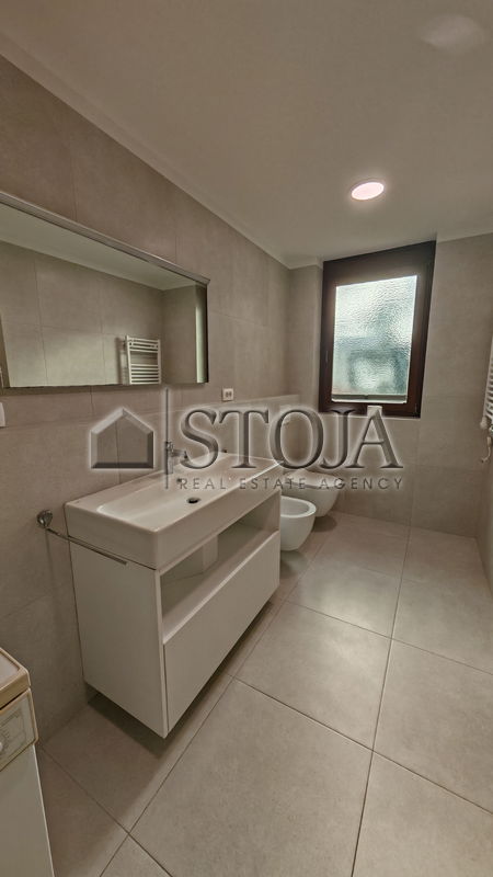 Location: Ljubljana City, Šiška, Šmartno pod Šmarno goro