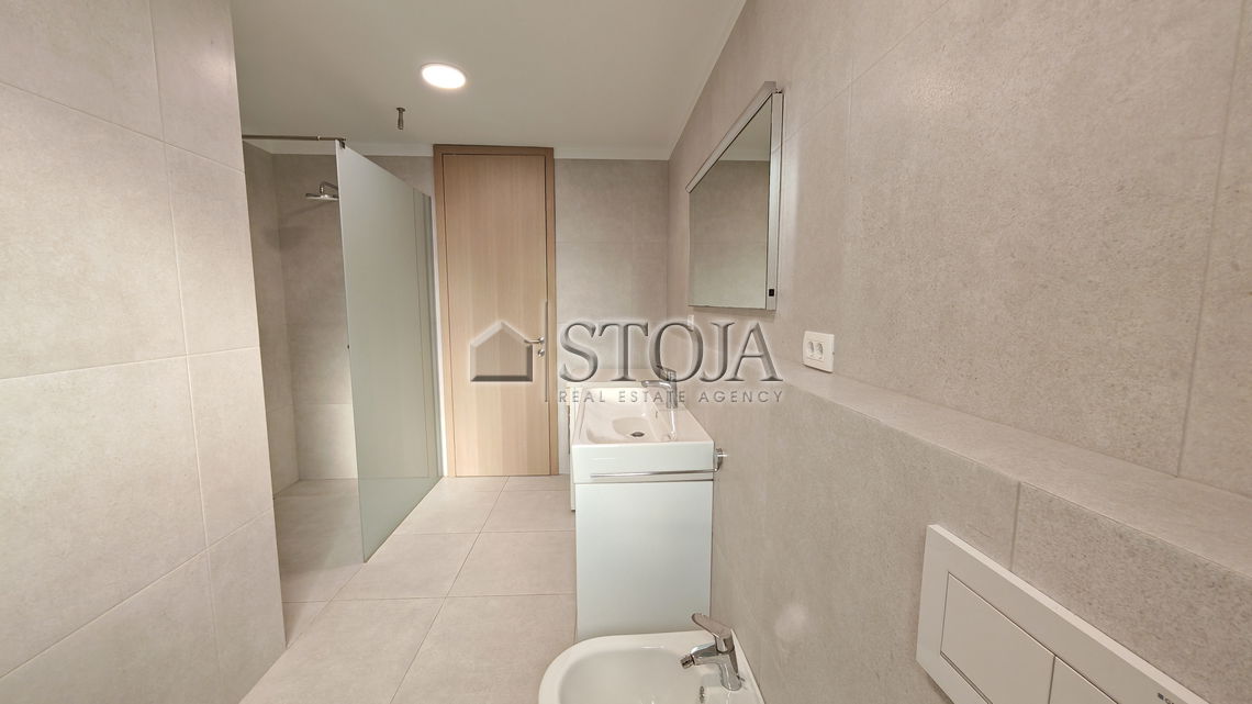 Location: Ljubljana City, Šiška, Šmartno pod Šmarno goro