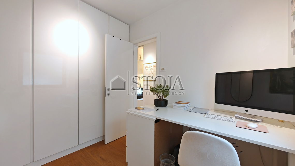 Location: Ljubljana City, Šiška, Podutik