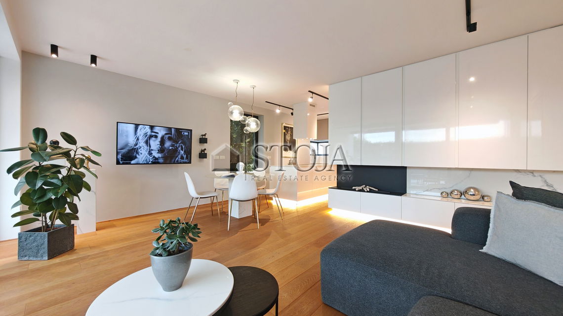 Location: Ljubljana City, Šiška, Podutik