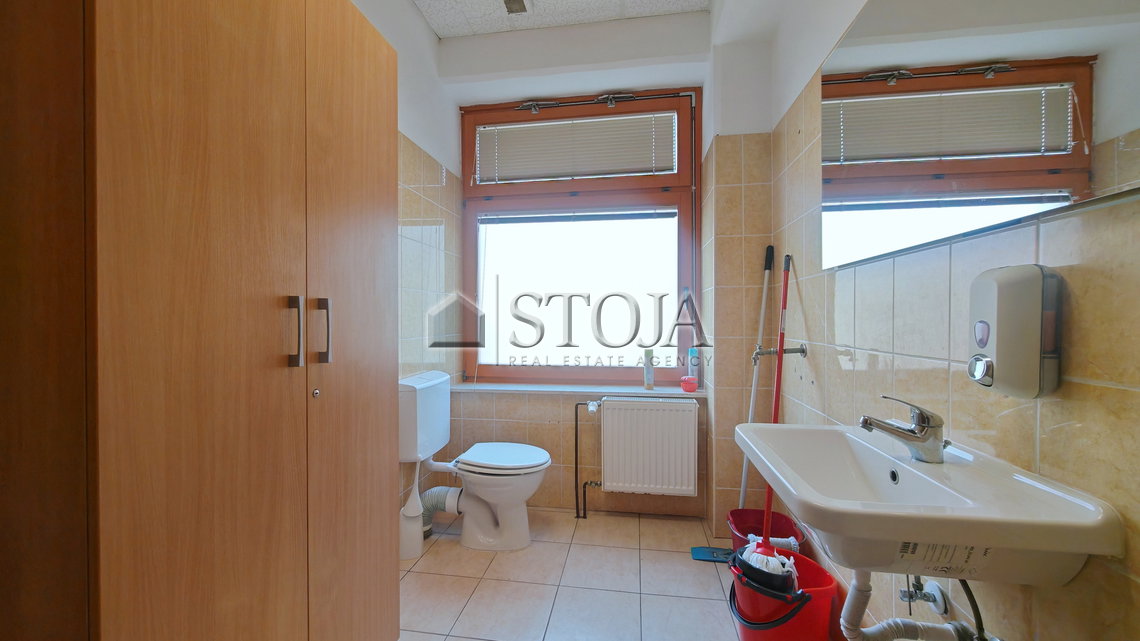 Lokacija: Ljubljana okolica, Trzin, Trzin