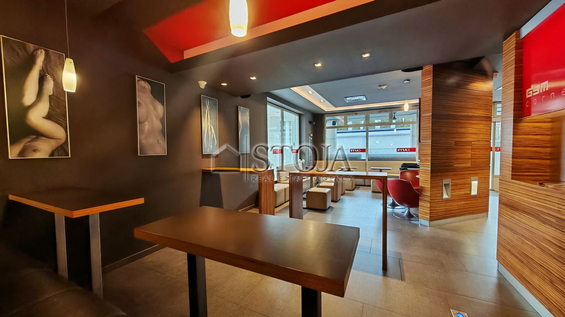 Location: Gorenjska, Kranj, Center