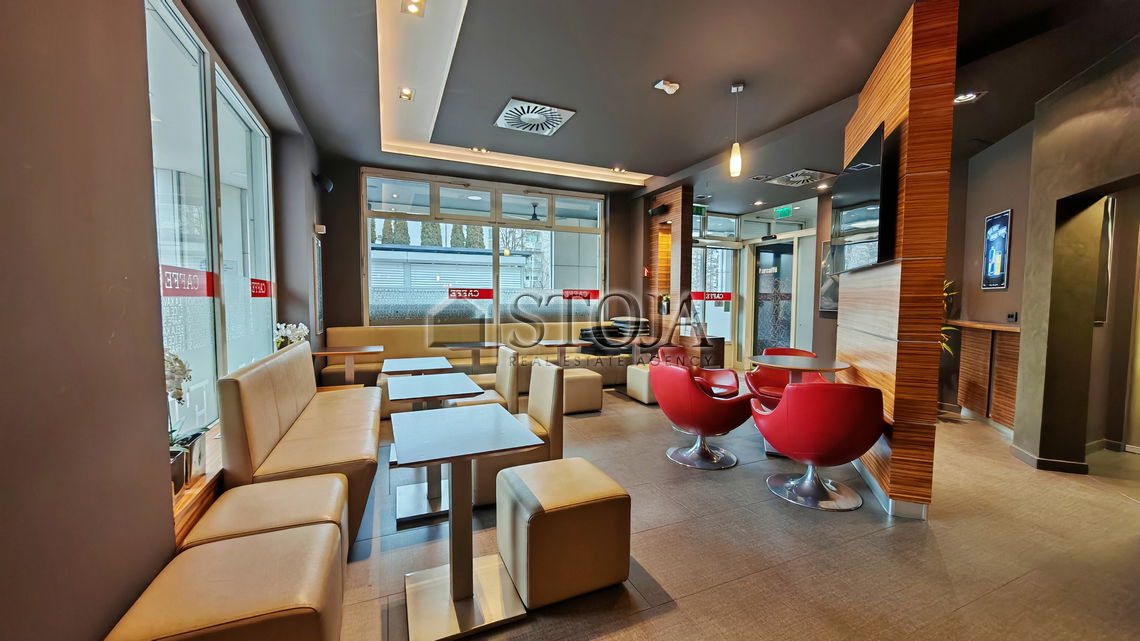 Location: Gorenjska, Kranj, Center