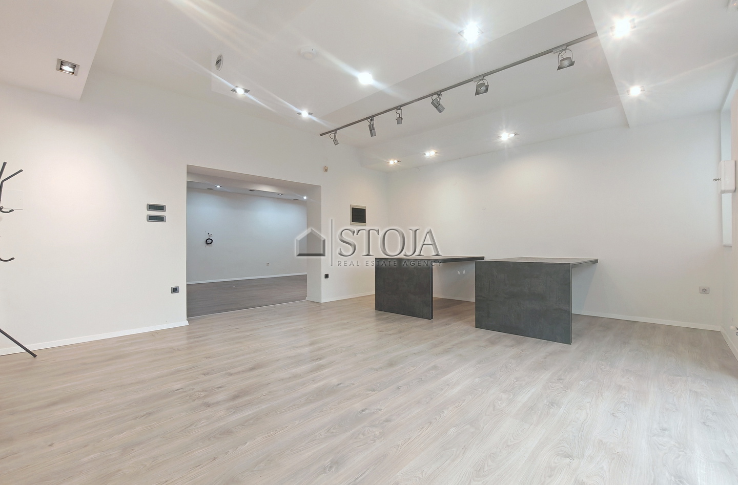 Lokacija: Ljubljana mesto, Šiška, Tacen