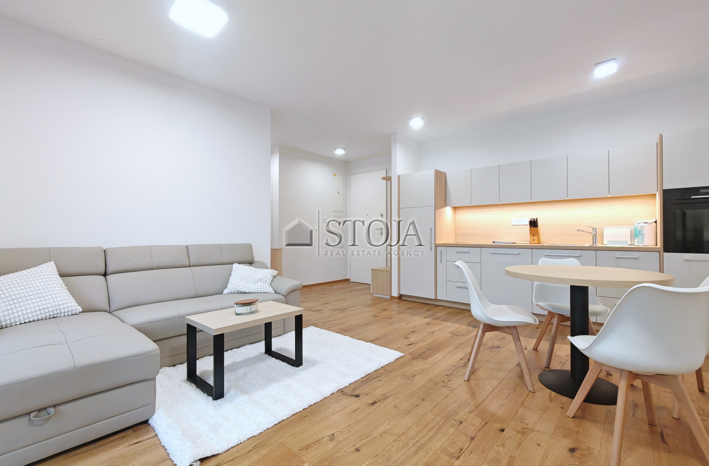 Lokacija: Ljubljana mesto, Center, Vodmat