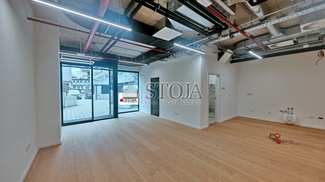 Location: Ljubljana mesto, Center, Center