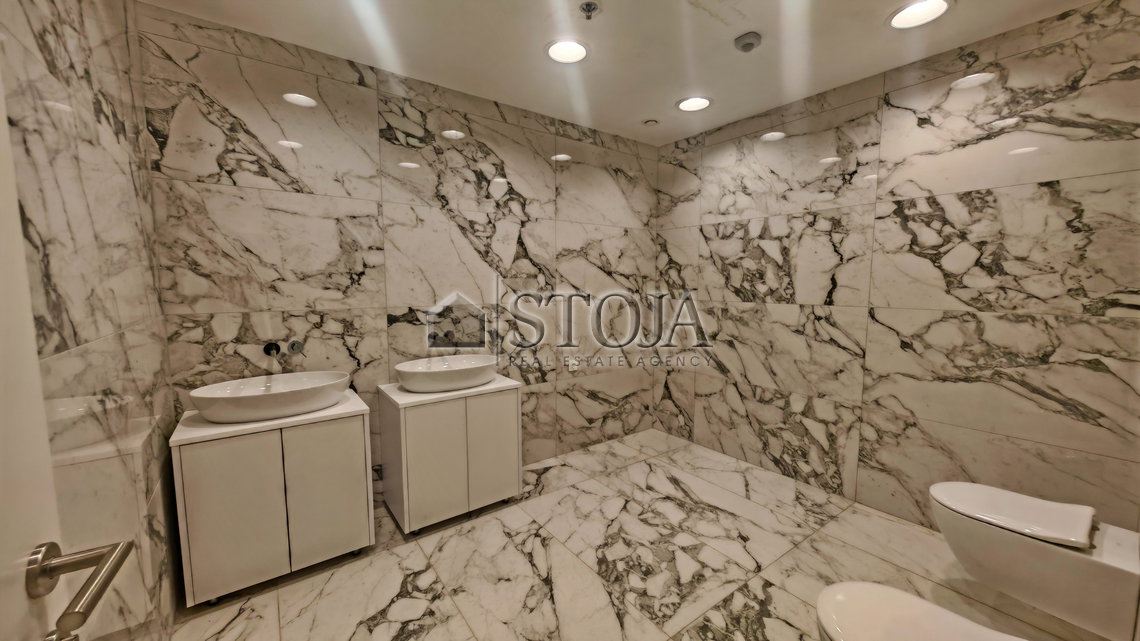 Location: Ljubljana mesto, Center, Center