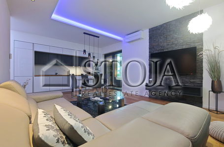 Location: Ljubljana City, Bežigrad, Bežigrad