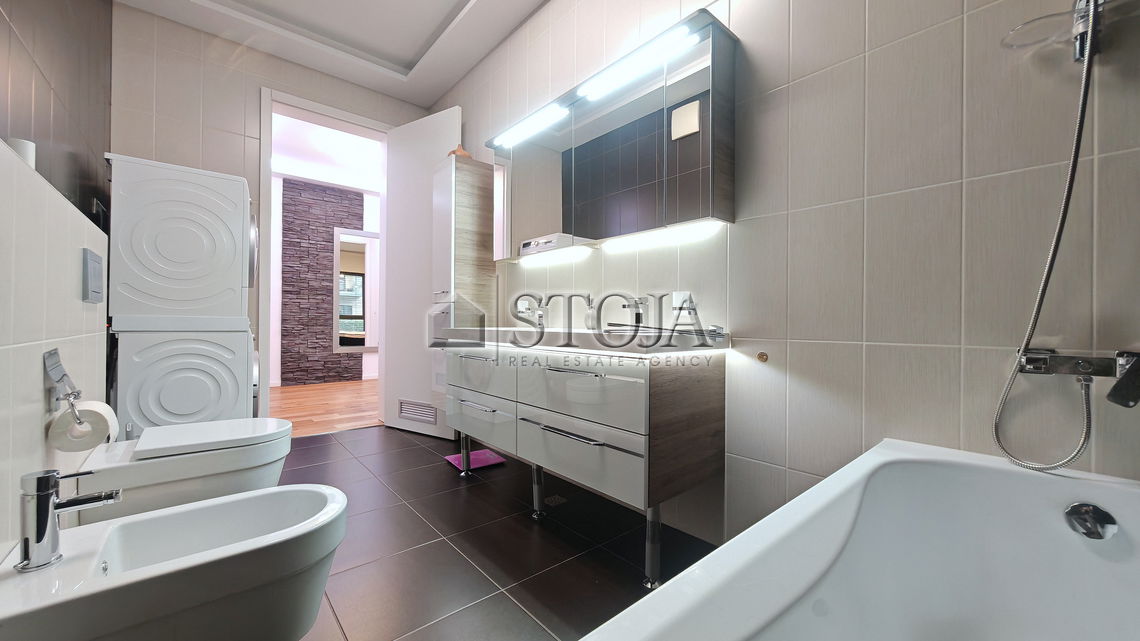 Location: Ljubljana City, Bežigrad, Bežigrad