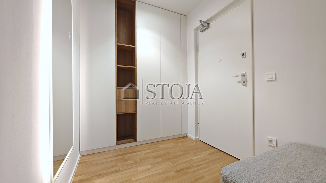 Lokacija: Ljubljana mesto, Bežigrad, Ježica