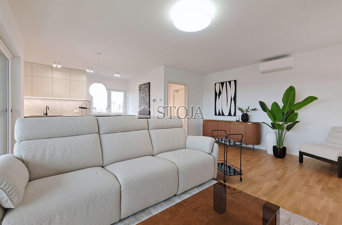 Location: Ljubljana City, Bežigrad, Ježica