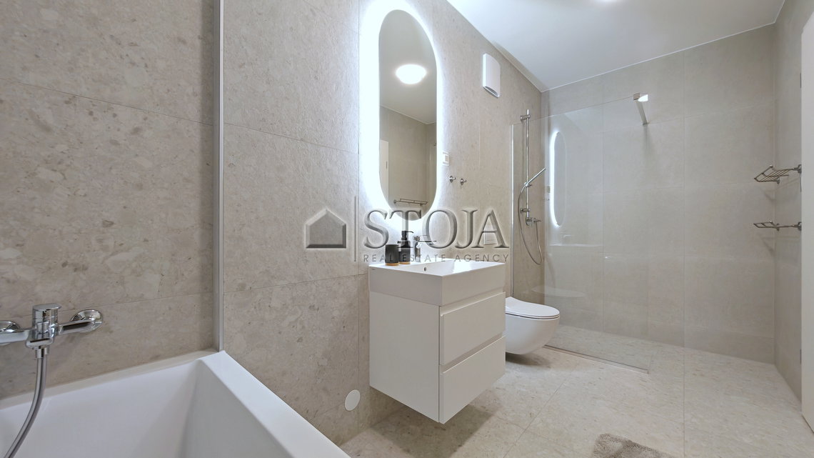 Lokacija: Ljubljana mesto, Bežigrad, Ježica