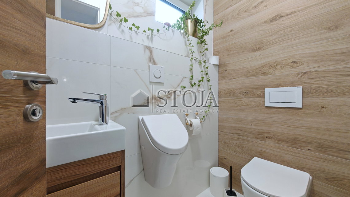 Lokacija: Ljubljana okolica, Dol pri Ljubljani, Dol pri Ljubljani